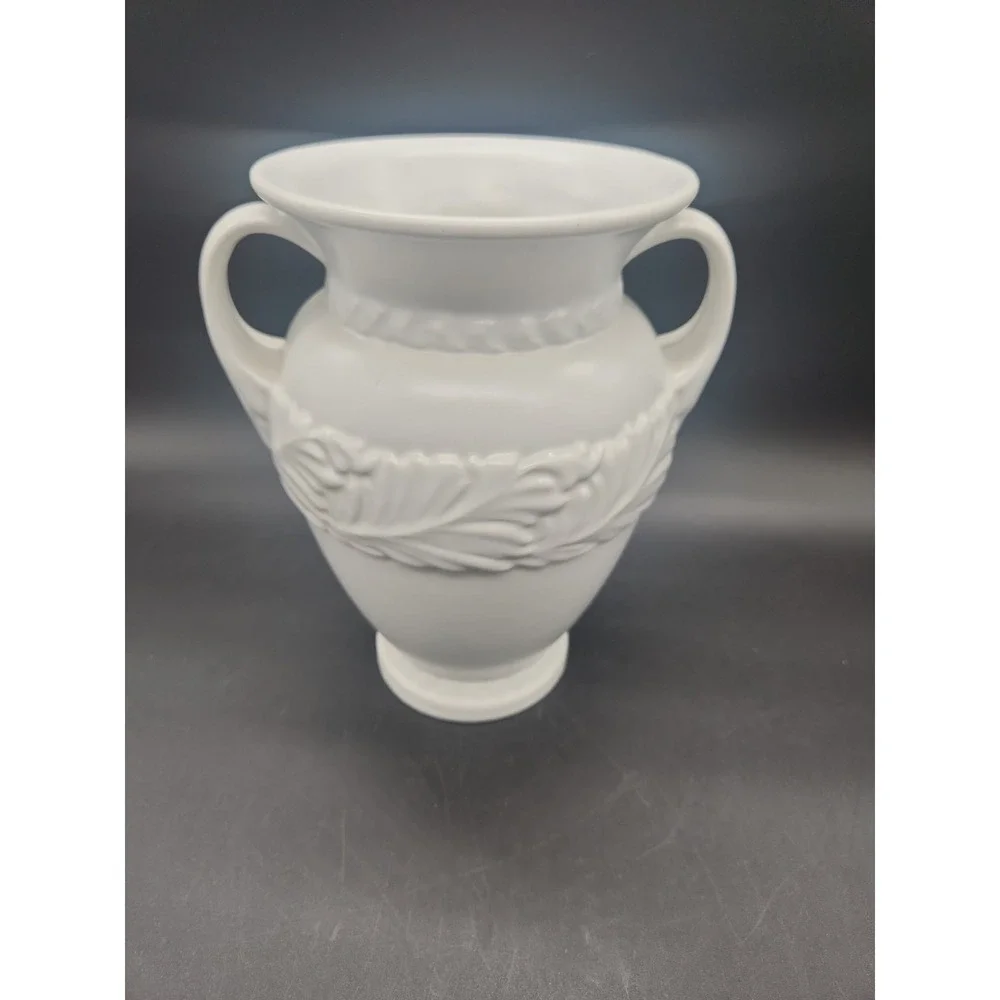 ABINGDON Pottery #153 Vase from 1940's  White Vase with Acanthus Leaf